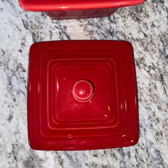 Fiestaware Scarlet Candy Dish w/Lid - MINT Condition - Picture 7 of 8